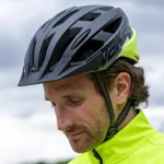 Comment choisir son casque de vélo de route ou gravel ? | Intersport