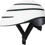 Casque de velo réflechissant. Casque pliable urbain