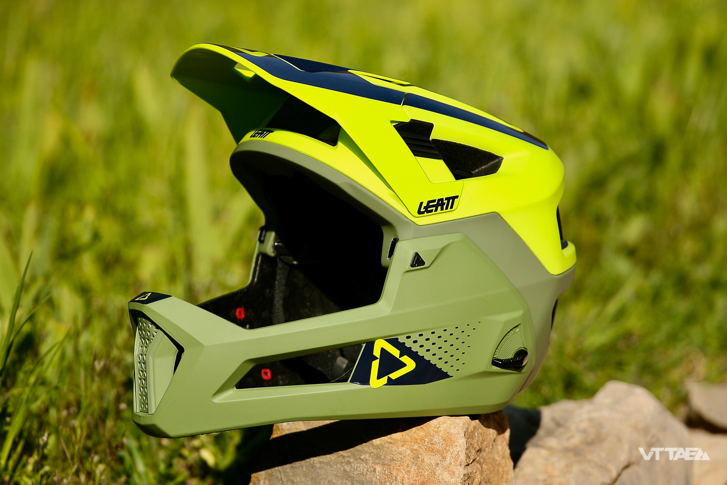 casque-vtt-enduro-984ybm-1.jpg Fiche de test Le casque Leatt MTB 4.0 Enduro à l'essai | VTTAE.fr – Image 1