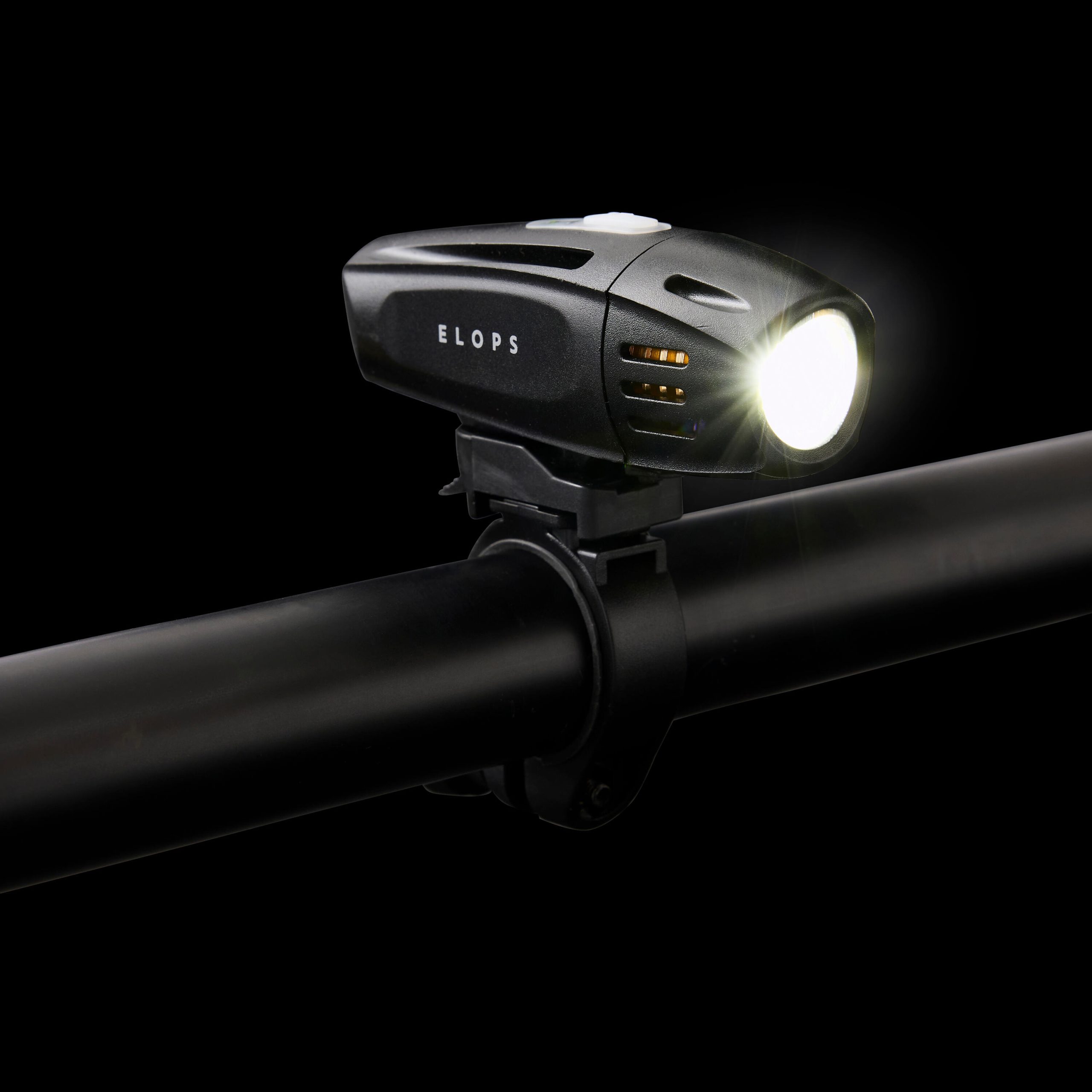 lumiere-velo-332duk.jpg Kit éclairage vélo LED, ST 920 avant et arrière USB – Image 1