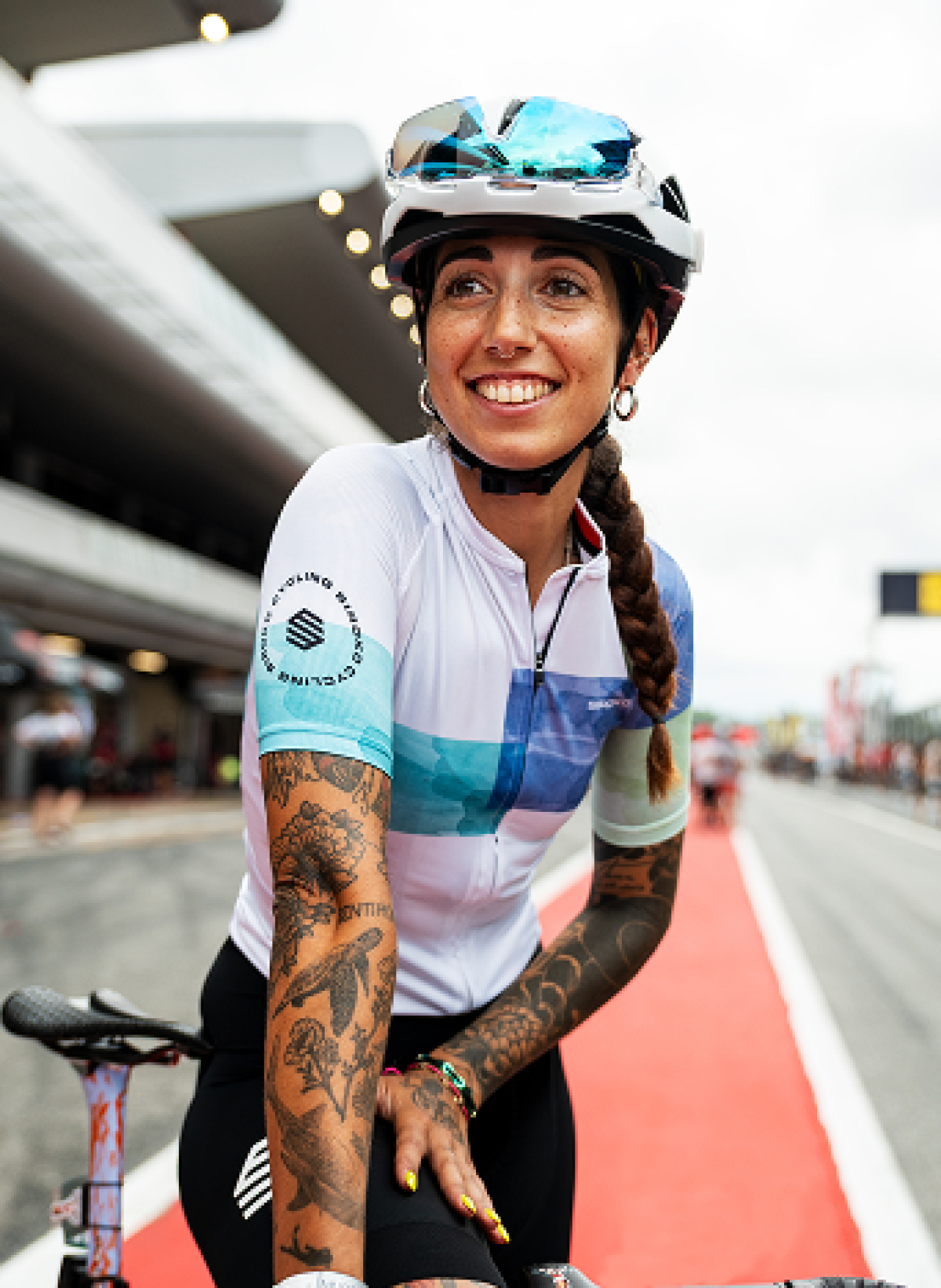 maillot-velo-femme-333gvf.png Acheter des maillots pour cyclisme femme | SIROKO – Image 1
