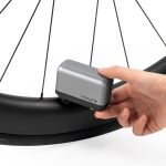 Mini Pompe à vélo, Pompe à vélo électrique Portable, gonflage Rapide 120PSI, Batterie Rechargeable Type C, avec valves Shrader et Presta pour vélos de ...