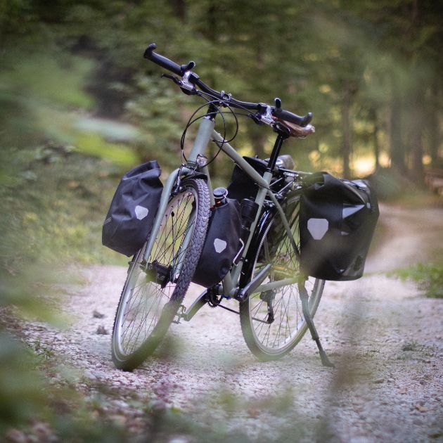 sacoche-bikepacking-337lol-1.jpg Sacoches de randonnées à vélo ou sacoches bikepacking? – Image 1