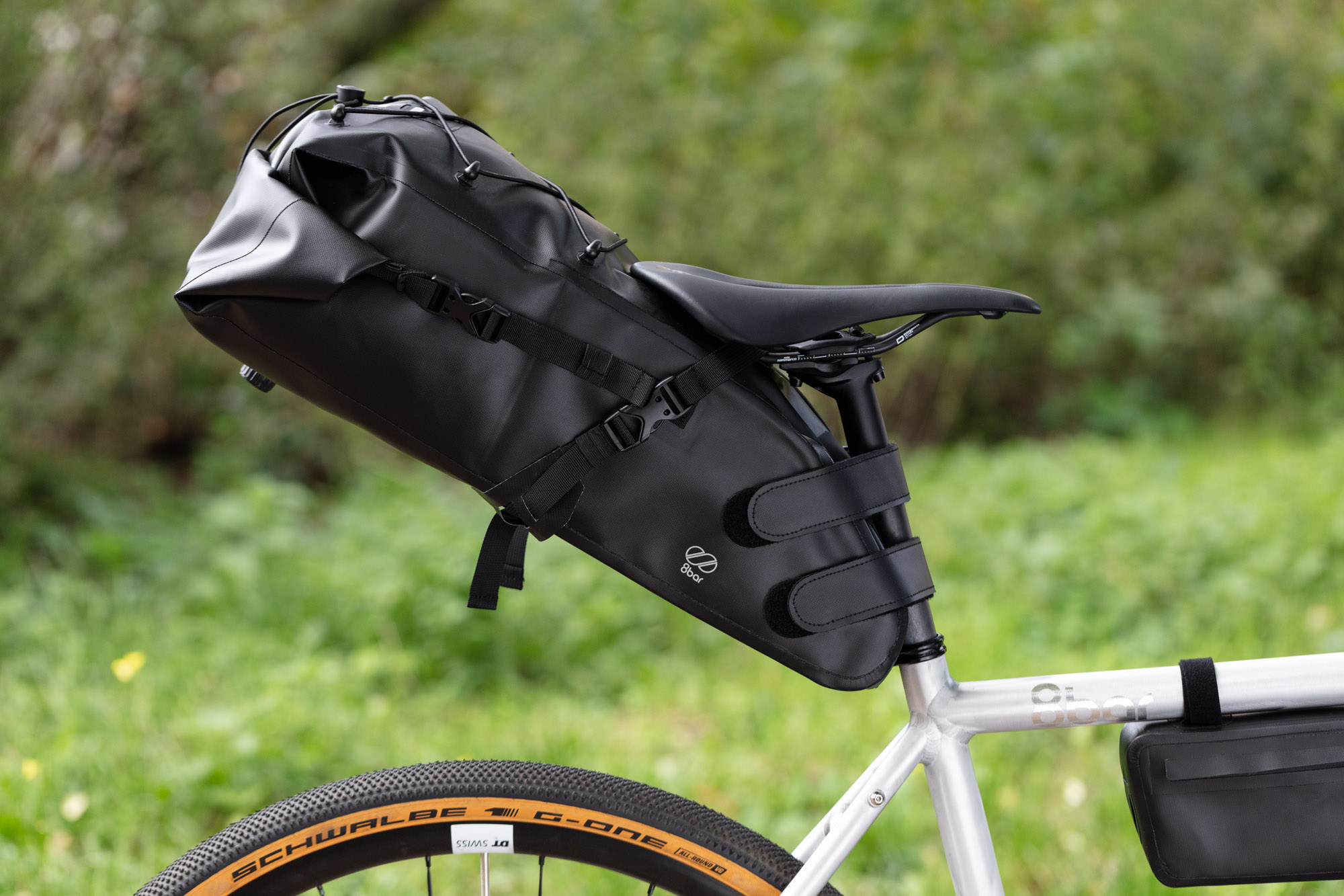 sacoche-selle-velo-044inz-1.jpg Comment bien choisir sa sacoche de selle bikepacking ? – Image 1