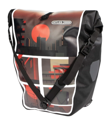 sacoche-velo-ortlieb-792nmh.webp Sacoche à Vélo Ortlieb Back Roller Design Morning Routine White Black | Equipementaventure – Image 1