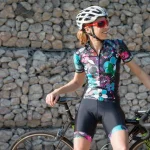 Pourquoi les cyclistes portent des tenues en lycra ? [Vous n'êtes pas obligé]